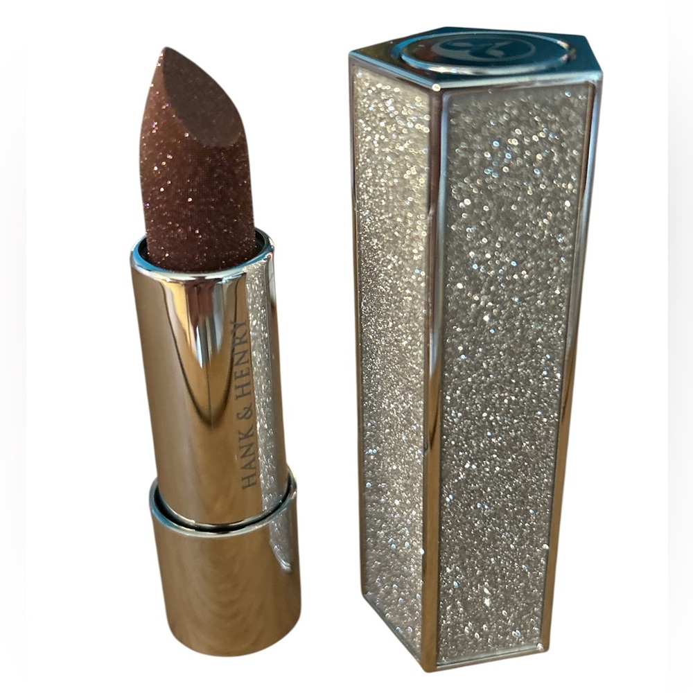 NWB Hank & Henry Satin Matte Lipstick “Hazme”